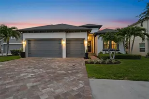 2246 Highwood Ct, Dunedin, FL 34698 - Photo 1