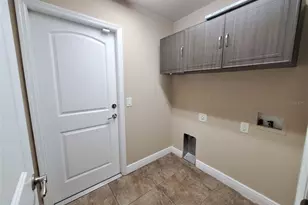 10737 Standing Stone Dr, Wimauma, FL 33598 - Photo 16