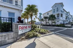 2317 Lindstrom St, Sarasota, FL 34237 - Photo 2