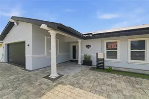 7101 Shenandoah Ct, Tampa, FL 33615 - Photo 4