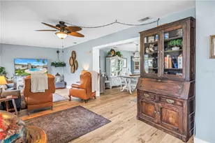 5891 33rd Ave N, Saint Petersburg, FL 33710 - Photo 18