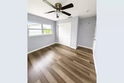517 73rd Avenue N, Saint Petersburg, FL 33702 - Photo 6