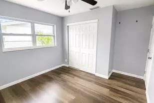 517 73rd Ave N, Saint Petersburg, FL 33702 - Photo 6