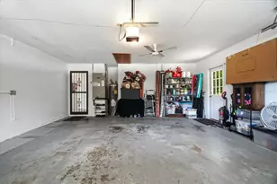 2877 W Axelwood Dr, Beverly Hills, FL 34465 - Photo 28