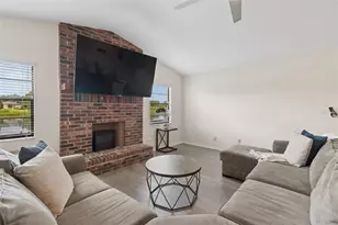 653 Timber Pond Dr, Brandon, FL 33510 - Photo 32