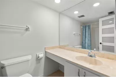 4890 Bay Street NE #330, Saint Petersburg, FL 33703 - Photo 18