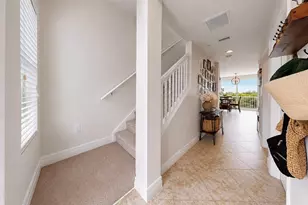 3228 Mangrove Point Dr, Ruskin, FL 33570 - Photo 10