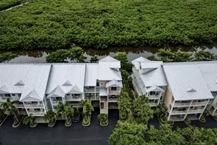 3228 Mangrove Point Dr, Ruskin, FL 33570 - Photo 2