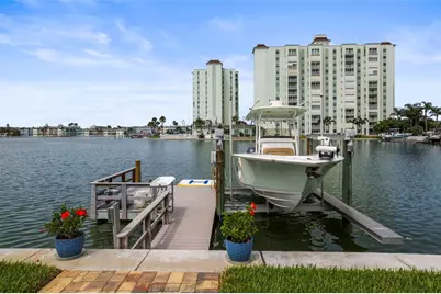 6360 2nd Palm Point, Saint Petersburg, FL 33706 - Photo 1