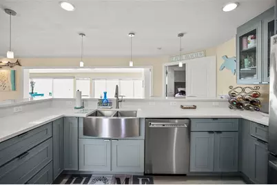 6360 2nd Palm Point, Saint Petersburg, FL 33706 - Photo 18