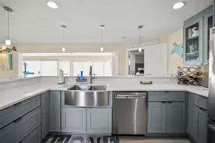 6360 2nd Palm Point, Saint Petersburg, FL 33706 - Photo 18