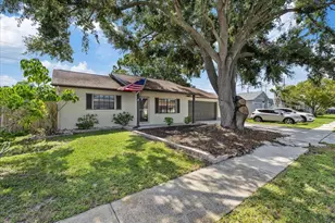 1310 Mandarin Dr, Holiday, FL 34691 - Photo 6