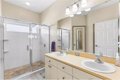 1674 Meadow Oak Lane, Tarpon Springs, FL 34689 - Photo 20