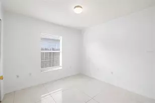10001 Florence Ave N, Tampa, FL 33612 - Photo 16