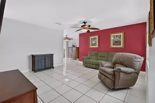 8153 Candlewoode Dr, Largo, FL 33773 - Photo 8