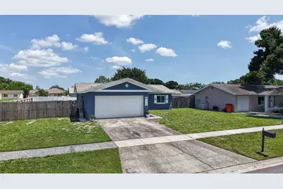 8153 Candlewoode Drive, Largo, FL 33773 - Photo 2