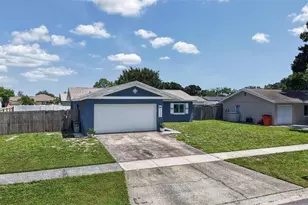8153 Candlewoode Dr, Largo, FL 33773 - Photo 2