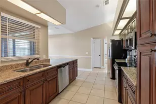 3210 Thoroughbred Loop, Lakeland, FL 33811 - Photo 10