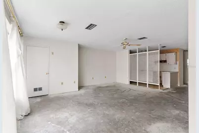 5501 80th Street N #408, Saint Petersburg, FL 33709 - Photo 4
