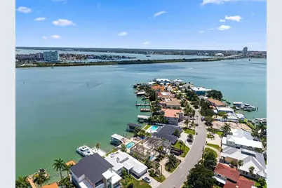 246 Bayside Drive, Clearwater Beach, FL 33767 - Photo 36