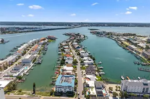 246 Bayside Dr, Clearwater Beach, FL 33767 - Photo 44