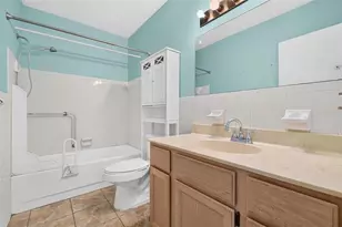 2410 Franciscan Dr, Clearwater, FL 33763 - Photo 18