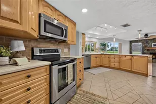 6390 Burning Tree Dr, Seminole, FL 33777 - Photo 16