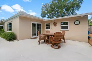 1707 Ridgeway Dr, Clearwater, FL 33755 - Photo 8