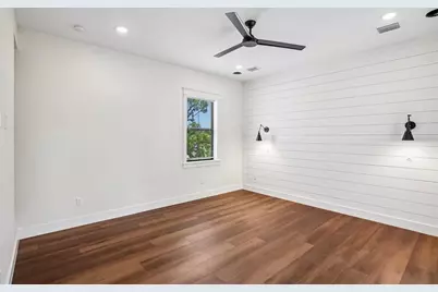 3819 71st Street N, Saint Petersburg, FL 33709 - Photo 12