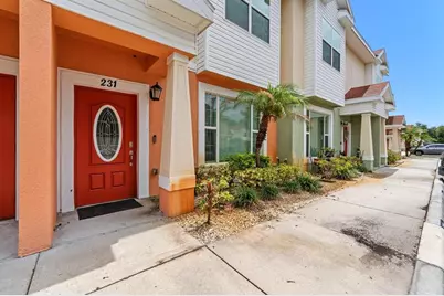 231 Alexander Woods Drive, Plant City, FL 33563 - Photo 2