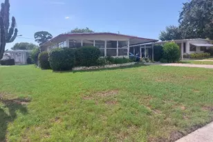 61 Harbor Way, Palm Harbor, FL 34684 - Photo 1