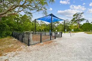 2937 Hillcreek Cir S, Clearwater, FL 33759 - Photo 48