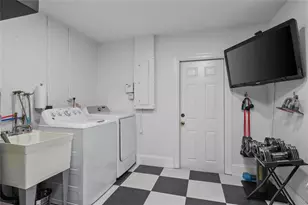 223 Pinecrest Dr, Palm Harbor, FL 34683 - Photo 42