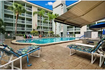 801 83rd Avenue N #309, Saint Petersburg, FL 33702 - Photo 2