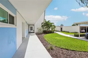 770 Island Way, Clearwater, FL 33767 - Photo 2