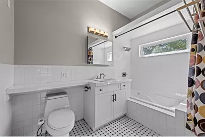 1513 E Park Circle, Tampa, FL 33610 - Photo 16