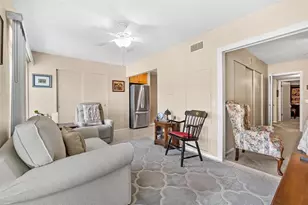 2440 World Pkwy Blvd, Clearwater, FL 33763 - Photo 10