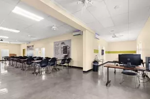 2440 World Pkwy Blvd, Clearwater, FL 33763 - Photo 30