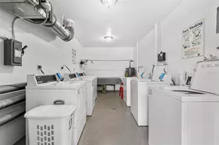 2440 World Pkwy Blvd, Clearwater, FL 33763 - Photo 18
