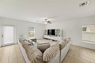 35194 Ackley Trce, Zephyrhills, FL 33541 - Photo 8