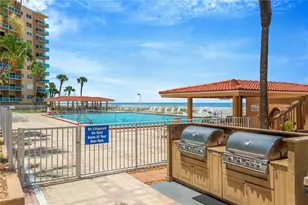 880 Mandalay Ave, Clearwater Beach, FL 33767 - Photo 24