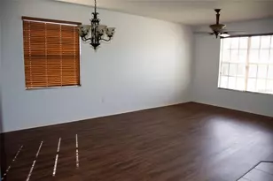 2504 Ladoga Dr, Lakeland, FL 33805 - Photo 2