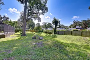 1101 Oakridge Manor Dr, Brandon, FL 33511 - Photo 32