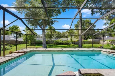1101 Oakridge Manor Drive, Brandon, FL 33511 - Photo 30