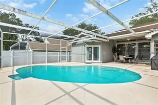 1690 Winners Cir, Tarpon Springs, FL 34689 - Photo 18