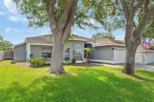 1690 Winners Cir, Tarpon Springs, FL 34689 - Photo 14