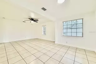 8004 N Marks St, Tampa, FL 33604 - Photo 4