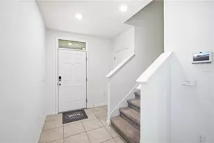 5635 Hollingworth Trl, Wesley Chapel, FL 33545 - Photo 4