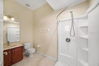 20009 Oakflower Avenue, Tampa, FL 33647 - Photo 32