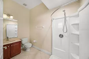 20009 Oakflower Ave, Tampa, FL 33647 - Photo 32